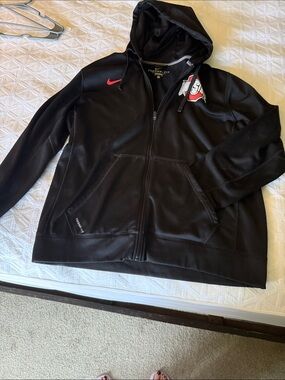 BUNDLE Nike Black Full-Zip Ohio State Hooded Windbreaker and vintage tshirt